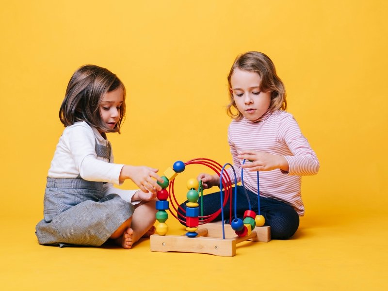 Niños jugando